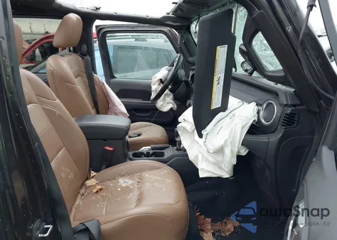 2020 Jeep Wrangler Unlimited Sahara 4X4 from USA, damaged, VIN 1C4HJXEG4LW194077